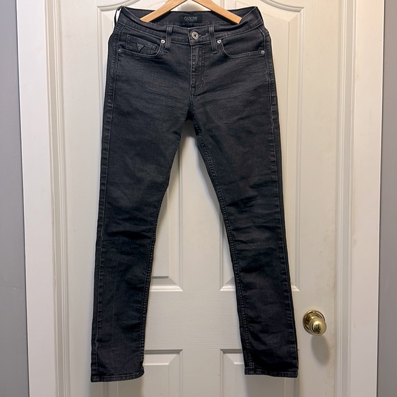 Guess Skinny Jeans 30*32 - Picture 2 of 9